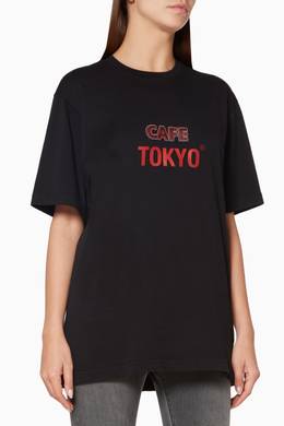 Shop Vetements Black Black Printed Tokyo Reykjavik T Shirt For Women Ounass Uae
