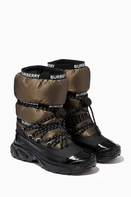 Shop Burberry Grey Logo Tape Snow Boots in Padded Fabric for KIDS | Ounass  UAE