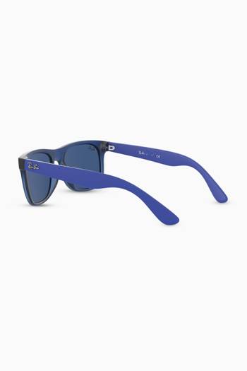 hover state of RJ9069S Classic Sunglasses   