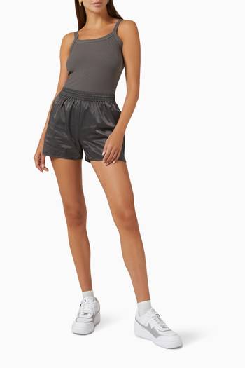 hover state of Utility Shorts