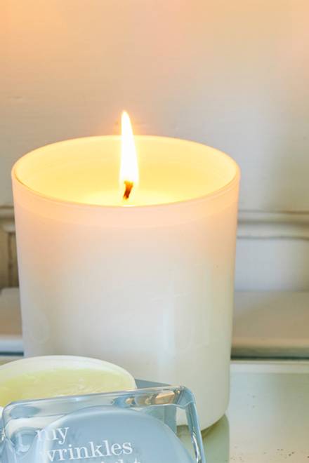 hover state of Deep Sleep Heavenly Candle, 220g