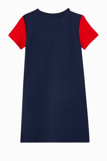 hover state of فستان بنمط تي شيرت مقسم بألوان من مزيج أقمشة مطاطية