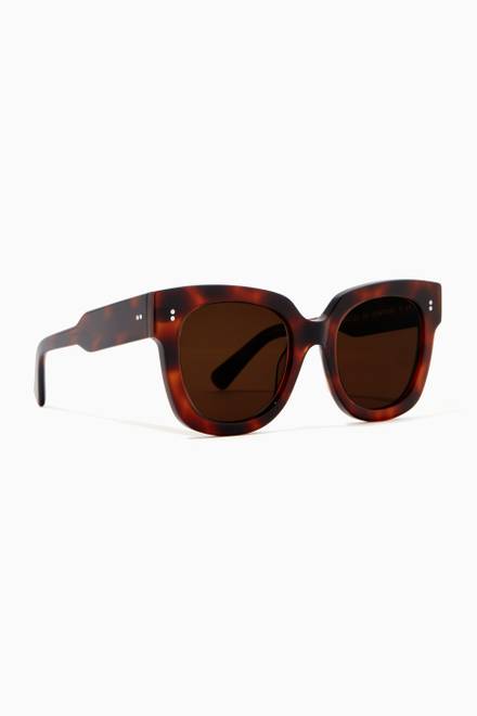 hover state of 08 Oversized D-shaped Sunglasses   