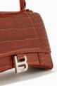 thumbnail of حقيبة بيد علوية وتصميم ساعة رملية جلد عجل لامع بنقشة جلد التمساح بحجم صغير #6