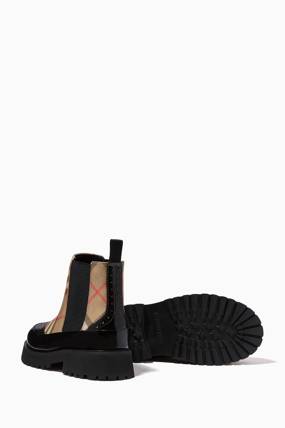 تسوق حذاء بوت تشيلسي جلد بنقشة مربعات كلاسيكية Burberry ...