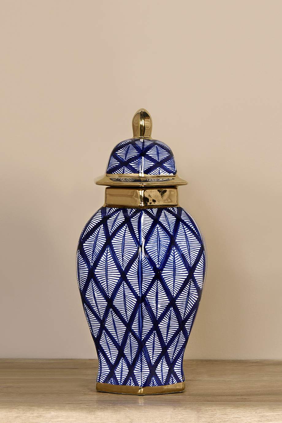 Shop Bloomr Blue Small Lattice Porcelain Ginger Jar for Women | Ounass UAE