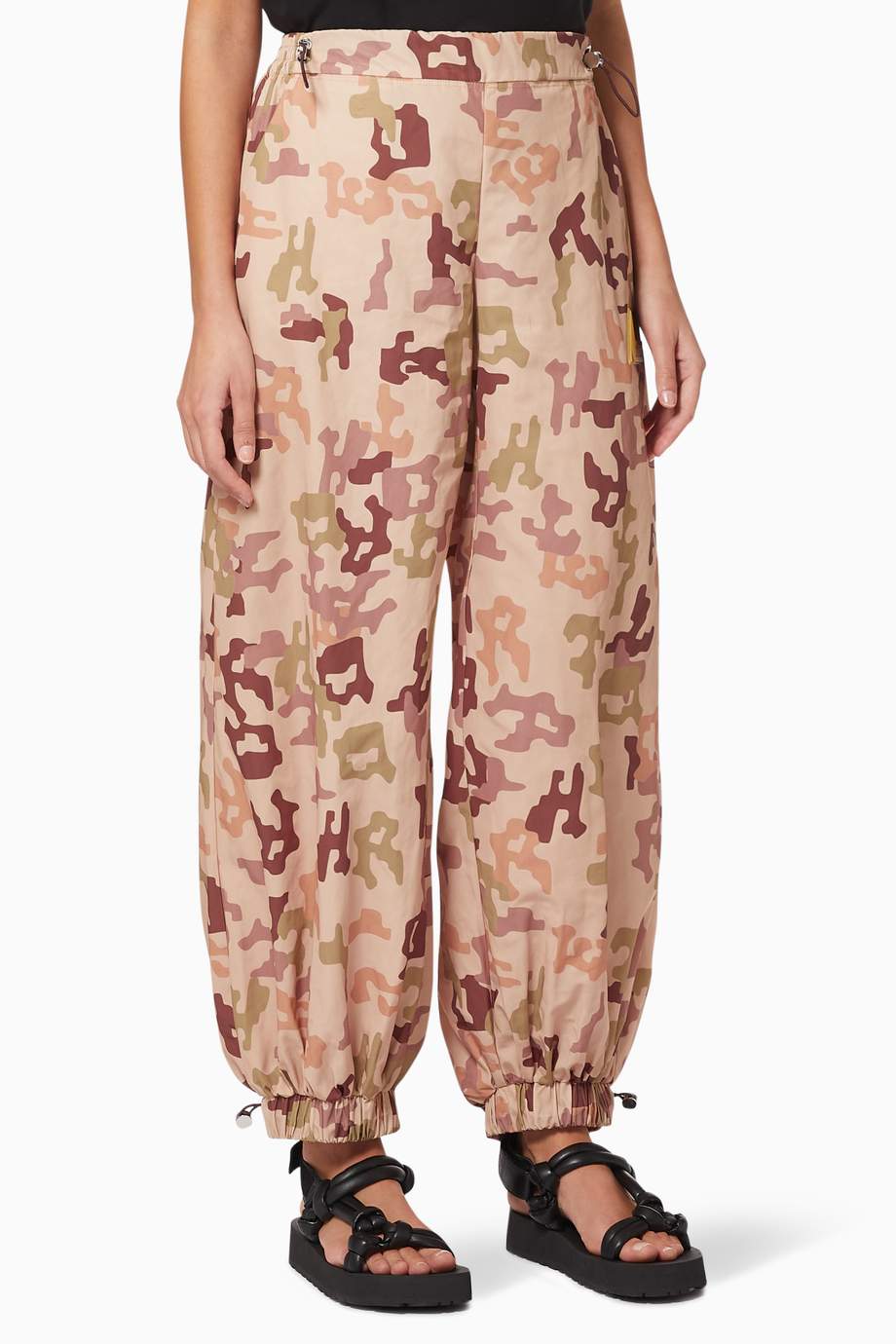 Shop Attico Neutral Elon Camouflage Sweatpants For Women Ounass Uae