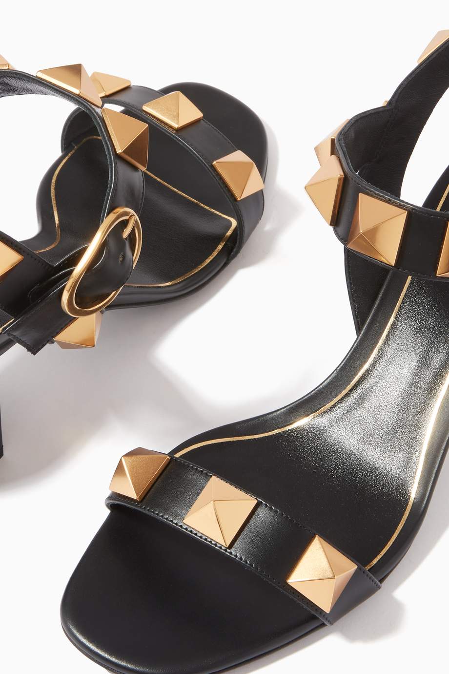 roman stud shoes