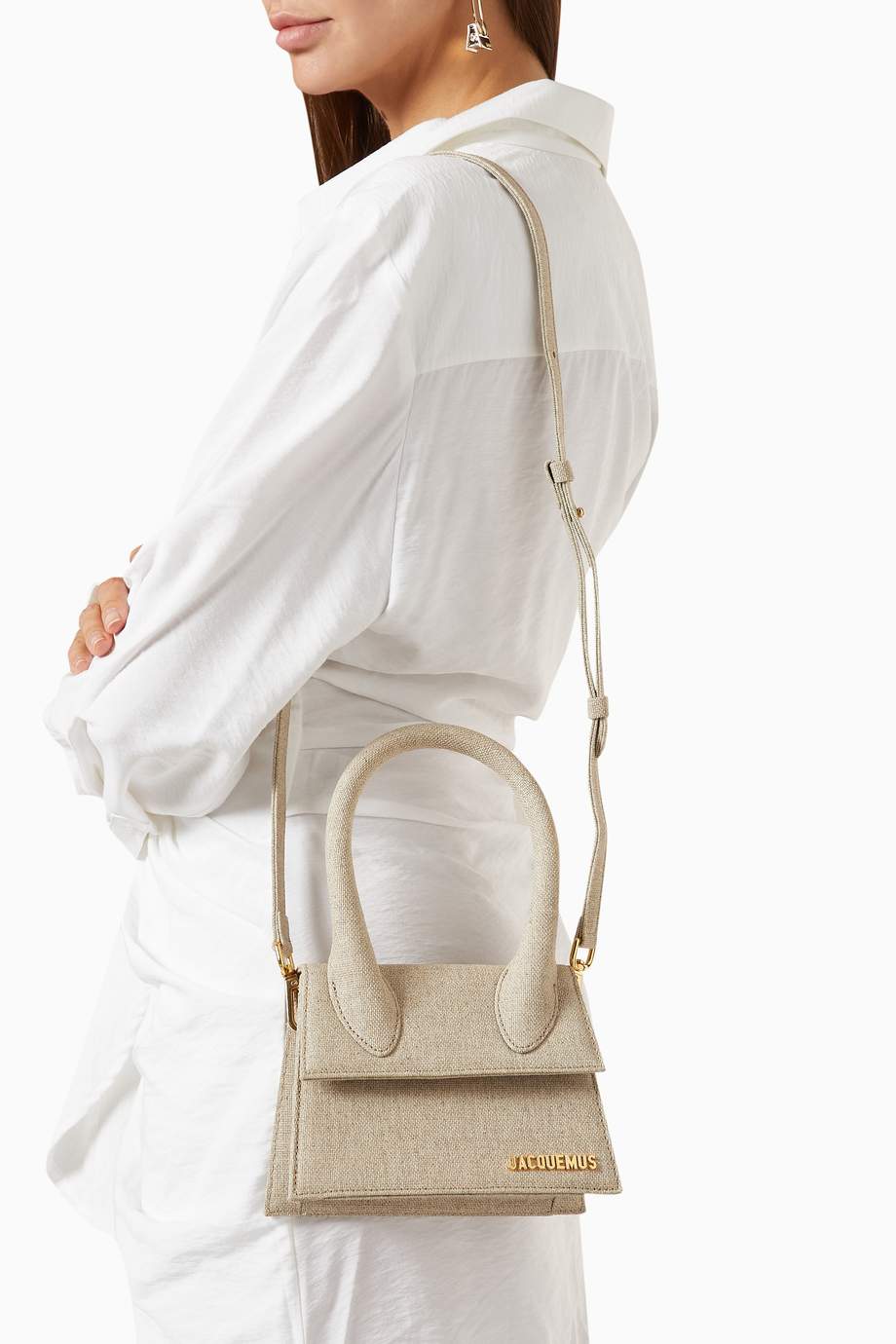 Shop Jacquemus Neutral Le Chiquito Moyen Bag in Linen for Women ...